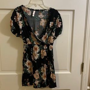 Xhilaration crossover short sleeve dress